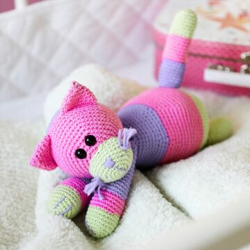 Gehäkelte Katze "Cotton Fun" 765084